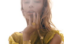 Artystyczna biżuteria na zamówienie. W czym tkwi fenomen ręcznie robionych błyskotek? Biżuteria artystyczna srebrna